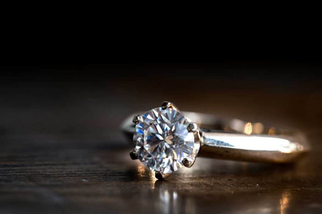 What Are Engagement Ring Rules?