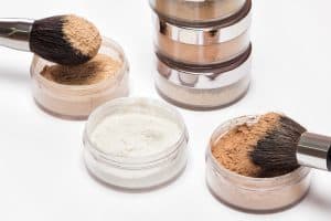 Read more about the article Banana Powder Vs Setting Powder Vs Translucent Powder – Which one to choose?