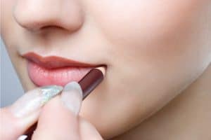 Read more about the article Should Lip Liner Be Darker Than Lipstick?