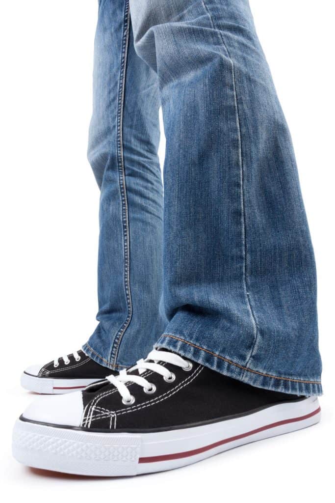 Shoes with jeans which colour blue to wear What Color