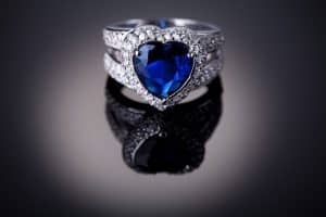 Read more about the article Do Sapphires Get Cloudy?