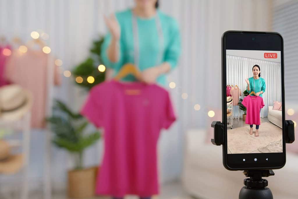 Gen Z people record viral video selfie shoot on tiktok app