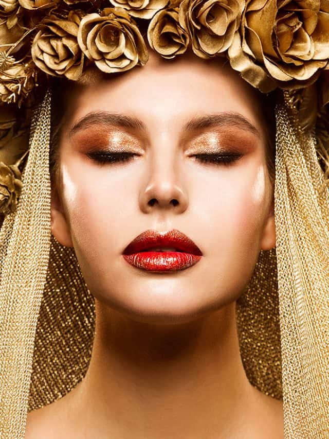 Crown woman with golden make up