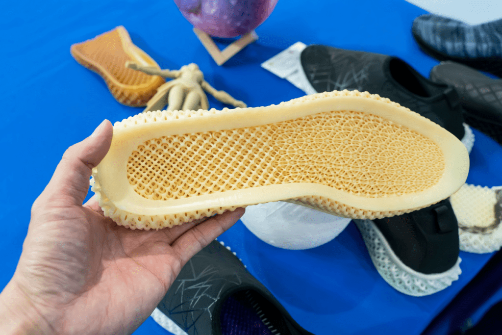 3D printed shoe technology 3D-printing 3D-printed shoe in progress 3Dprinted shoe sole