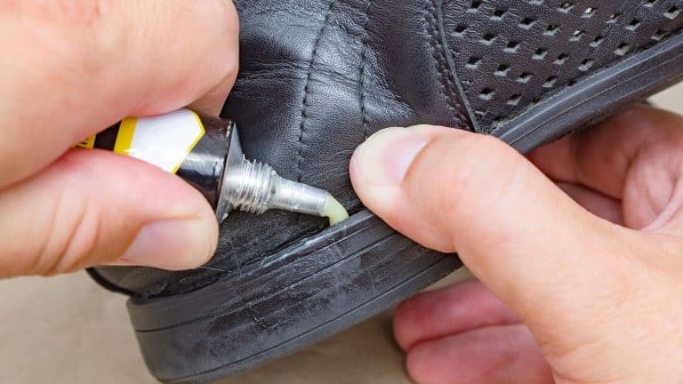 Repairing a shoe using hard glue, What Glue Do Cobblers Use? - 1600x900