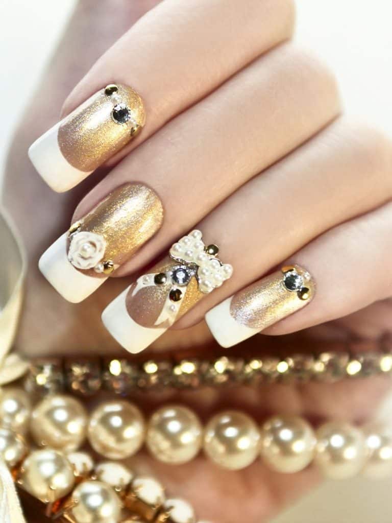 wide duck nails